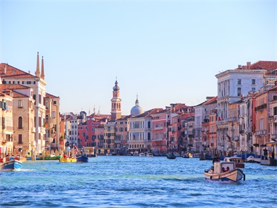 意大利商务签证可以去旅游吗？
